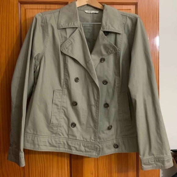 Light women’s jacket - Picture 2 of 4